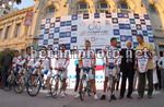 foto di squadra per l'Serramenti Diquigiovanni Androni Giocattoli
