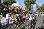 il pubblico assiste all'ultima tappa del Tour argentino