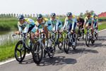 Il team Astana in allenamento a Cronometro