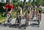 Mario Cipollini con Giovanni Visconti durante l'allenamento per il prologo del Giro d'Italia