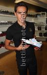 Alberto Contador con la scarpa del 50° anniversario della Sidi