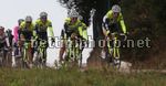 Diego Caccia davanti ai compagni di squadra