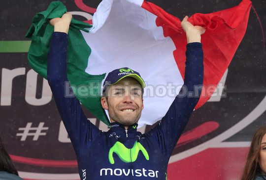 Giovanni Visconti sul podio del Giro
