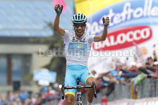 La gioia di Fabio Aru sul traguardo di Sestriere - © Bettiniphoto