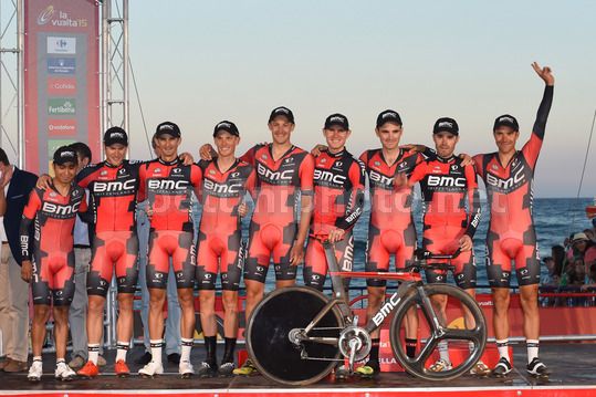 La BMC si gode il successo nella cronosquadre di apertura della Vuelta 2015 - © BettiniPhoto